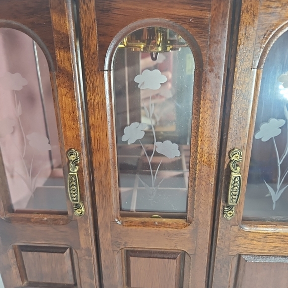 Vintage Jay Imports Music Jewelry Box Etched Glass Doors - Picture 3 of 16